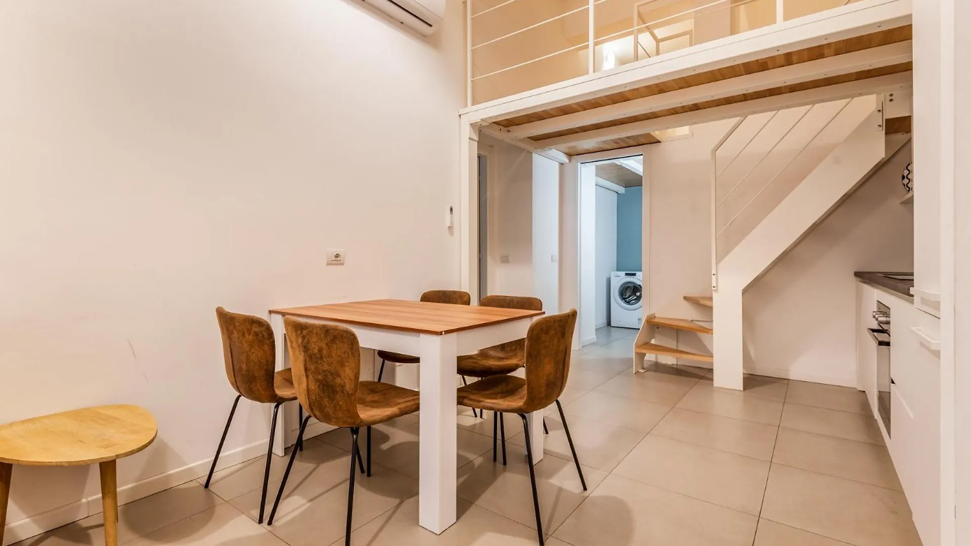 Brand New Milano 5 Pax Wifi Corso Sempione Apartment 0*, Milan Italy