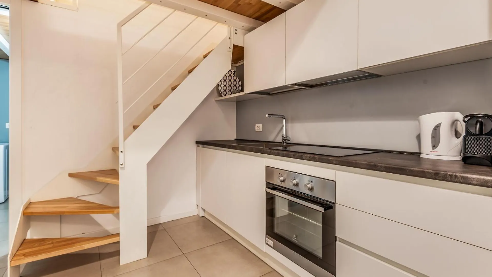 Brand New Milano 5 Pax Wifi Corso Sempione Apartment  Milan